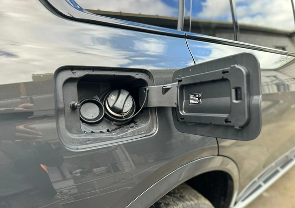 BMW X7 cena 420000 przebieg: 6000, rok produkcji 2023 z Poznań małe 326